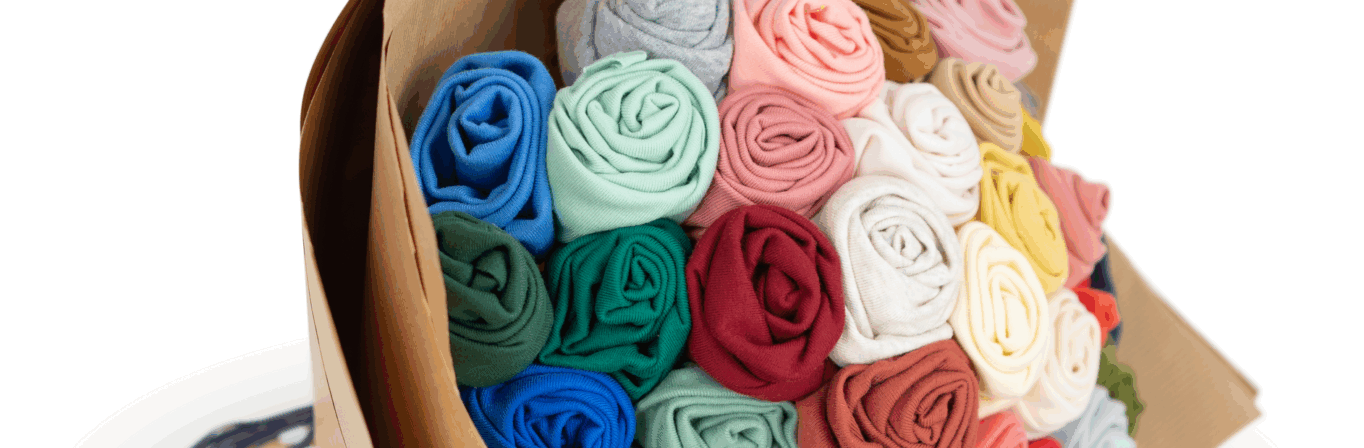 De la nuance à l’excellence : la couleur responsable signée Petit Bateau Fabricant   
